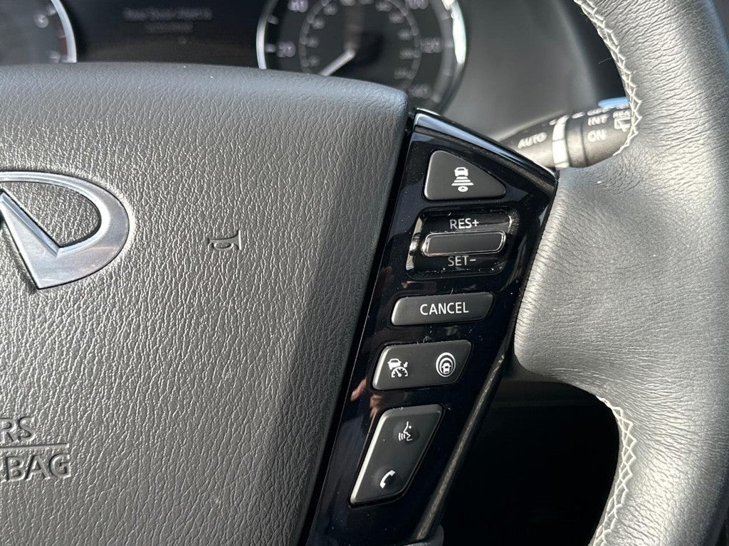 2023 INFINITI QX80 LUXE AWD