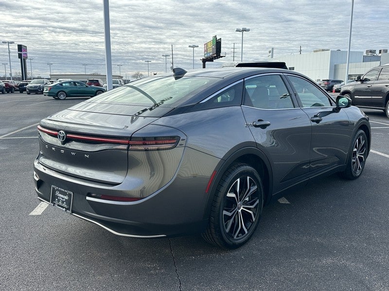 2023 Toyota Crown XLE AWD (Natl)