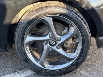 2019 Hyundai Veloster 2.0 Auto