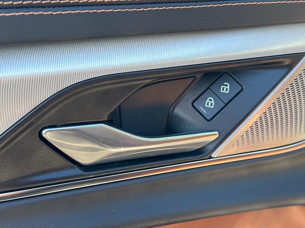 2024 Jaguar XF R-Dynamic SE Sedan AWD