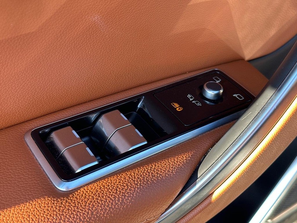 2024 Jaguar XF R-Dynamic SE Sedan AWD