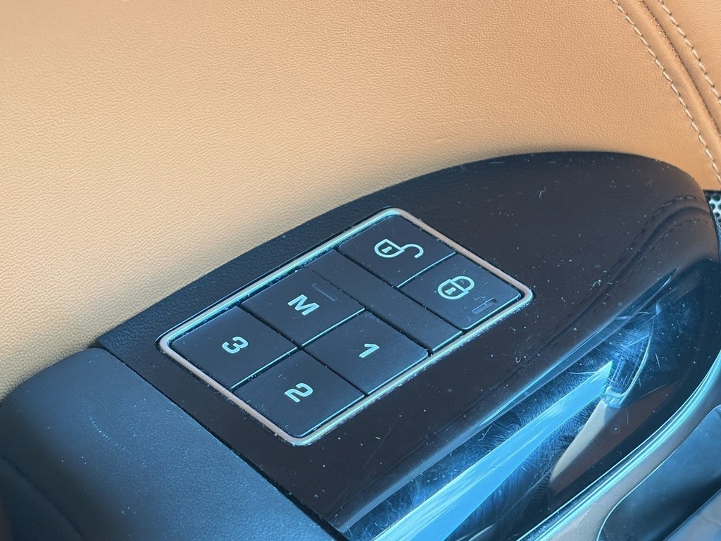 2020 Land Rover Range Rover Sport V8 Supercharged SVR