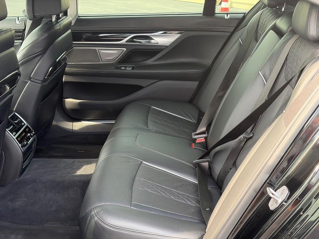 2018 BMW 7 Series 750i xDrive Sedan