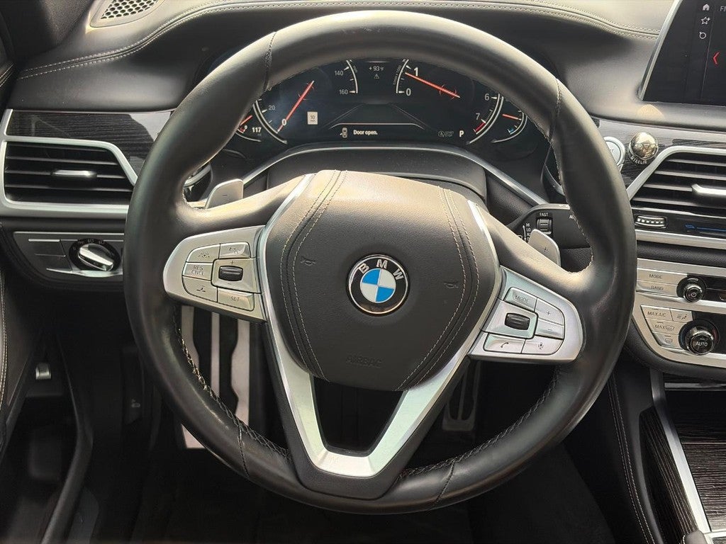 2018 BMW 7 Series 750i xDrive Sedan