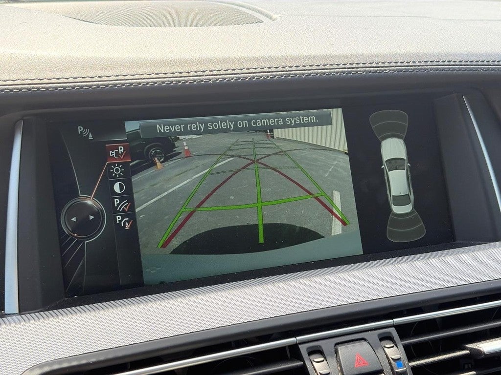 2014 BMW M5 4dr Sdn