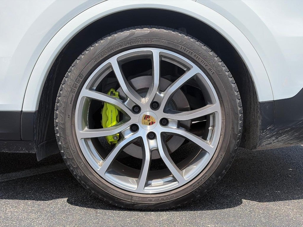2020 Porsche Cayenne E-Hybrid AWD
