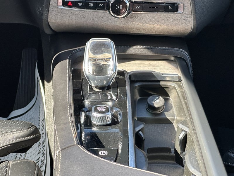 2023 Volvo XC90 B6 AWD Ultimate 7P