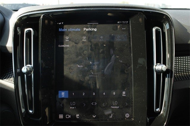 2021 Volvo XC40 Recharge P8 eAWD Pure Electric