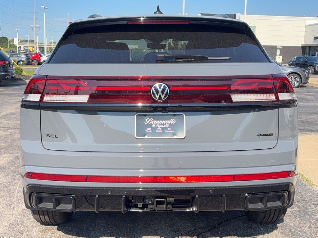 2026 Volkswagen Atlas Cross Sport 2.0T SEL R-Line Black 4MOTION