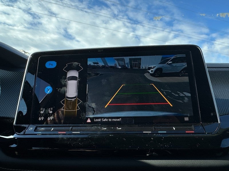 2026 Volkswagen Atlas Cross Sport 2.0T SEL R-Line Black 4MOTION