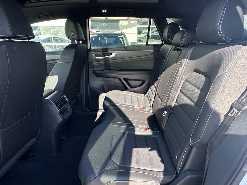 2026 Volkswagen Atlas Cross Sport 2.0T SEL R-Line Black 4MOTION