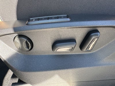 2026 Volkswagen Atlas Cross Sport 2.0T SEL R-Line Black 4MOTION