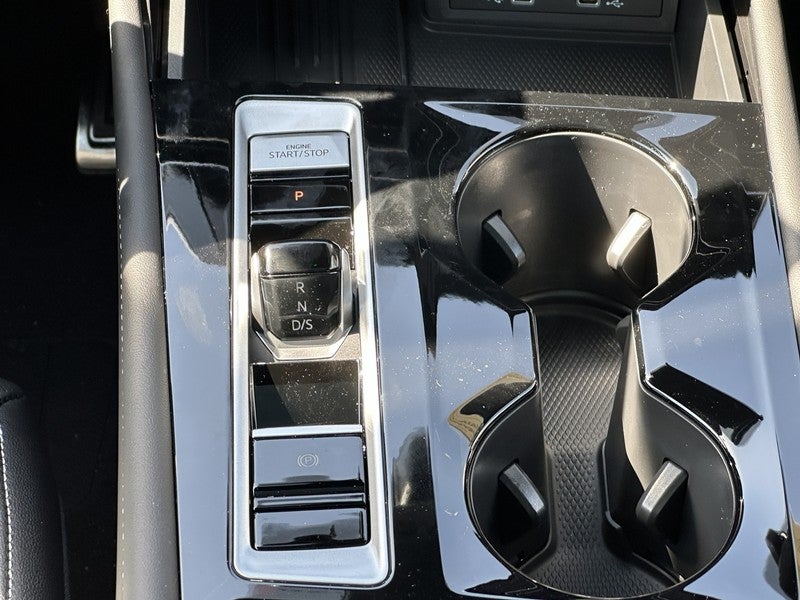 2025 Volkswagen Atlas Cross Sport 2.0T SEL R-Line Black 4MOTION