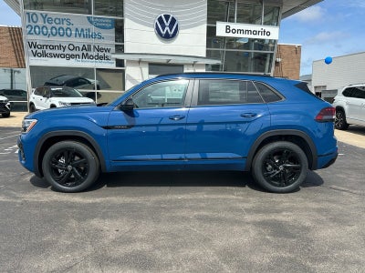2025 Volkswagen Atlas Cross Sport 2.0T SEL R-Line Black 4MOTION