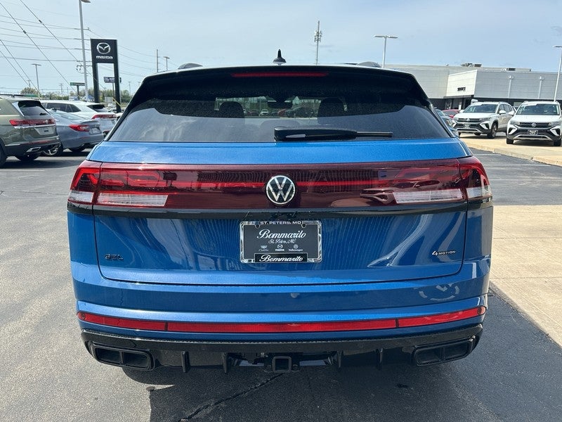 2025 Volkswagen Atlas Cross Sport 2.0T SEL R-Line Black 4MOTION