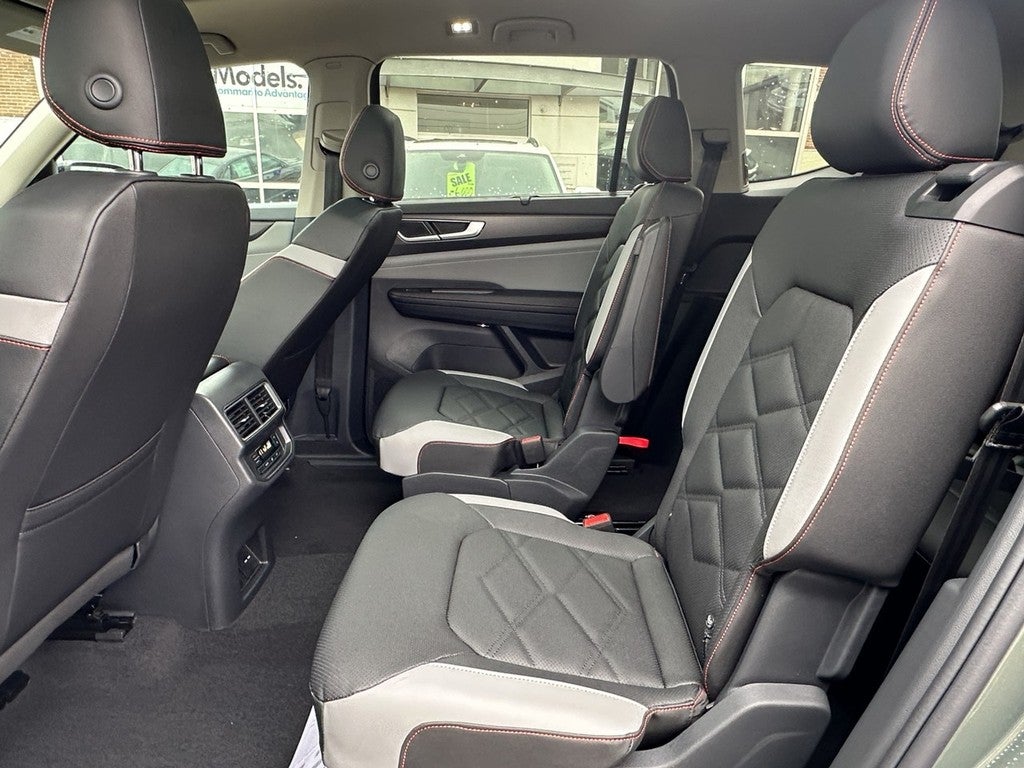 2026 Volkswagen Atlas 2.0T Peak Edition 4MOTION