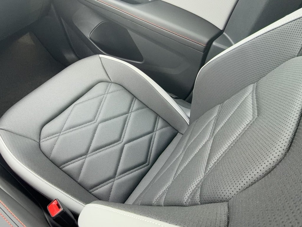 2026 Volkswagen Atlas 2.0T Peak Edition 4MOTION