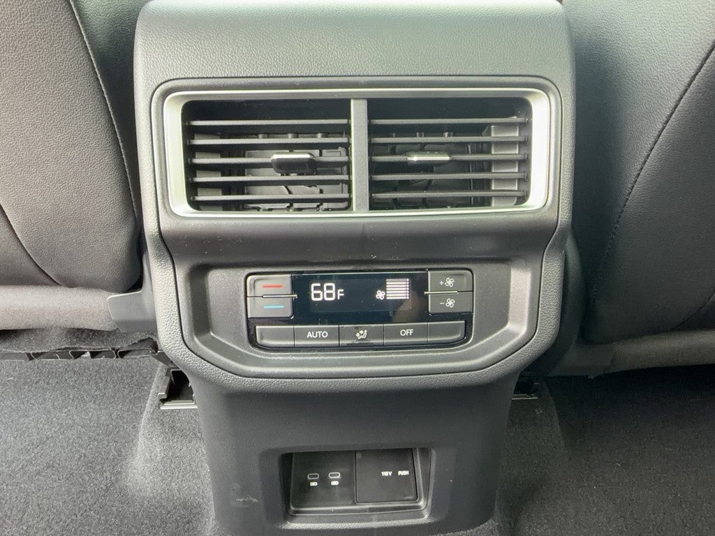 2026 Volkswagen Atlas 2.0T Peak Edition 4MOTION