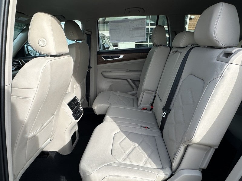 2026 Volkswagen Atlas 2.0T SE FWD