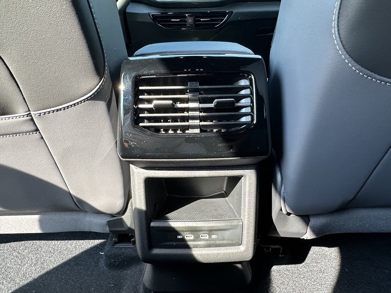 2025 Volkswagen ID.4 Pro AWD