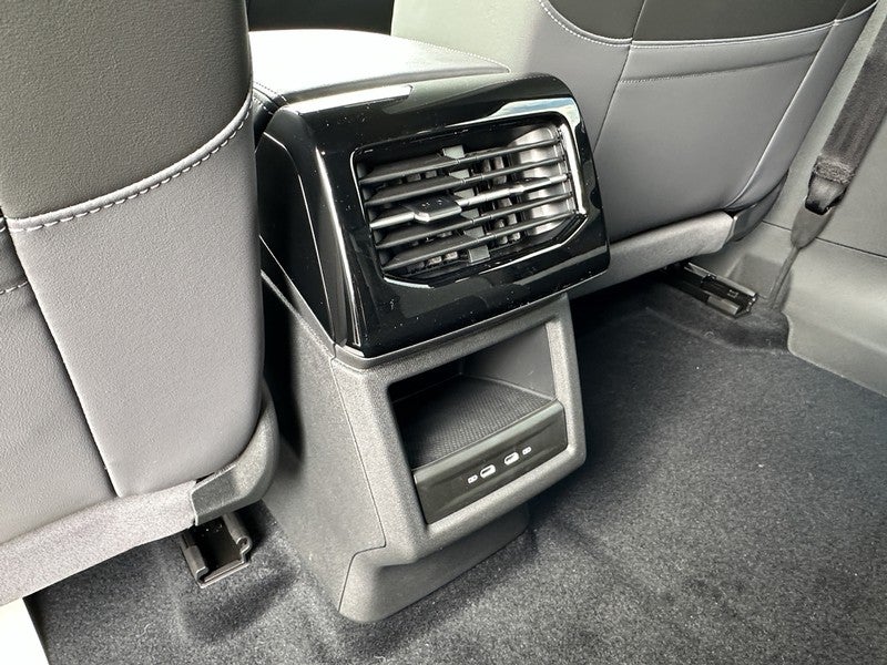 2025 Volkswagen ID.4 Pro AWD