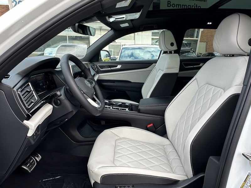 2026 Volkswagen Atlas Cross Sport 2.0T SEL Premium R-Line 4MOTION