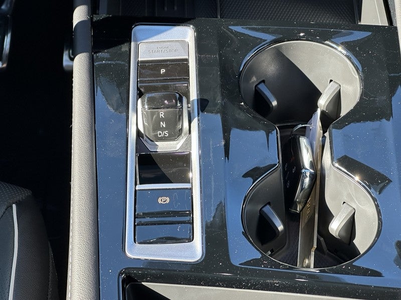 2026 Volkswagen Atlas Cross Sport 2.0T SEL Premium R-Line 4MOTION