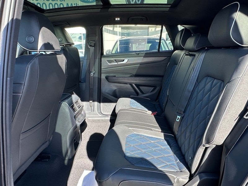 2026 Volkswagen Atlas Cross Sport 2.0T SEL Premium R-Line 4MOTION