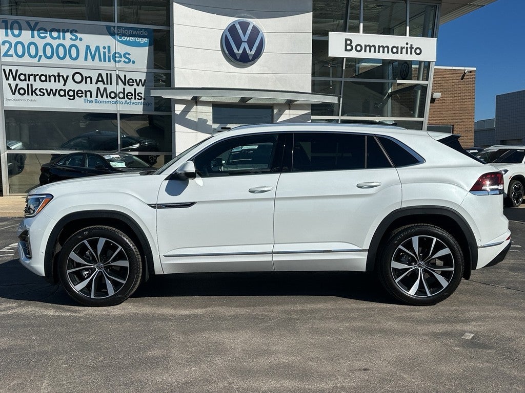 2026 Volkswagen Atlas Cross Sport 2.0T SEL Premium R-Line 4MOTION