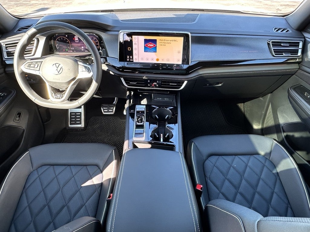 2026 Volkswagen Atlas Cross Sport 2.0T SEL Premium R-Line 4MOTION