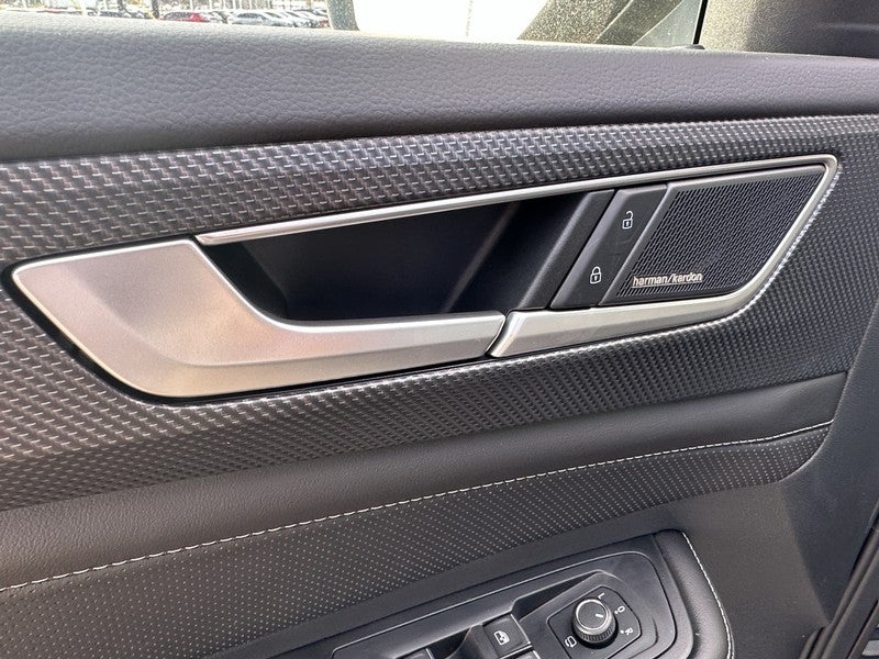 2026 Volkswagen Atlas Cross Sport 2.0T SEL Premium R-Line 4MOTION