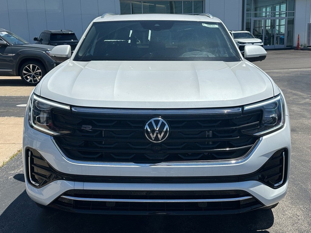 2026 Volkswagen Atlas Cross Sport 2.0T SEL Premium R-Line 4MOTION