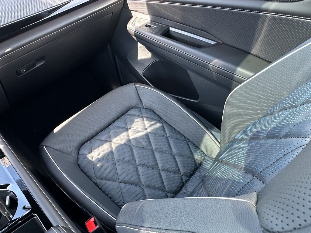 2026 Volkswagen Atlas Cross Sport 2.0T SEL Premium R-Line 4MOTION