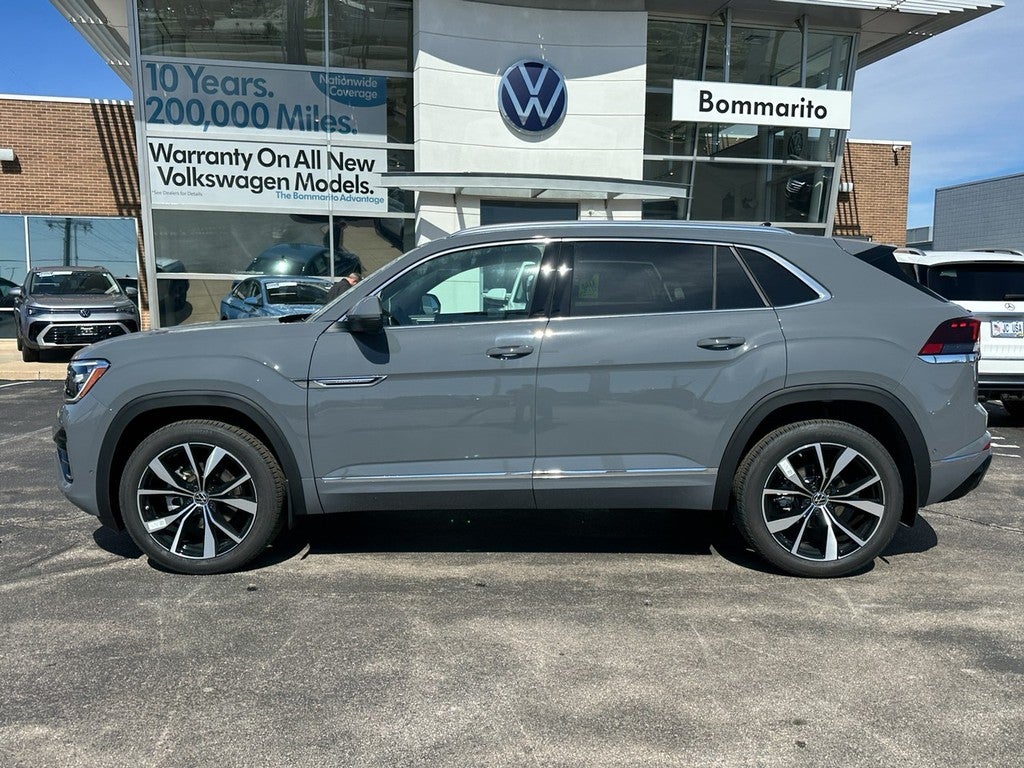 2026 Volkswagen Atlas Cross Sport 2.0T SEL Premium R-Line 4MOTION