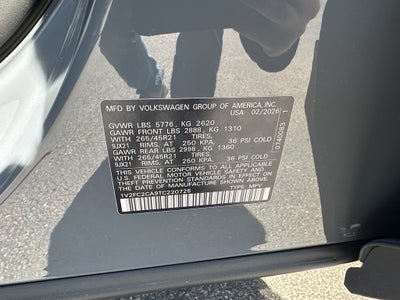 2026 Volkswagen Atlas Cross Sport 2.0T SEL Premium R-Line 4MOTION