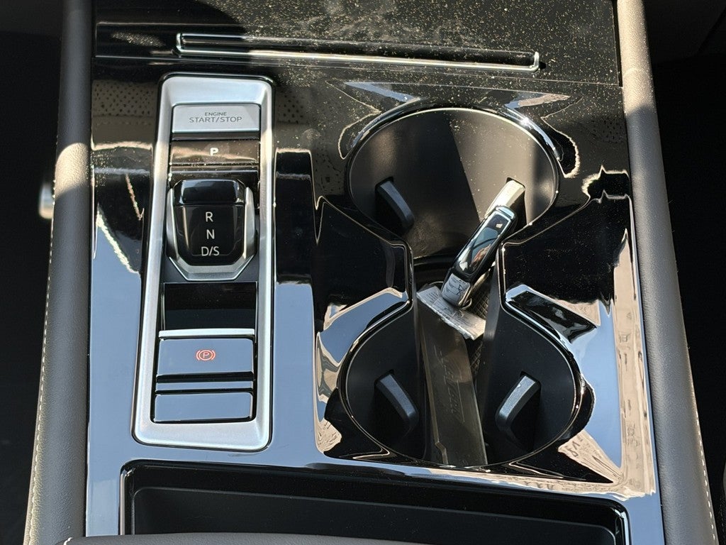 2026 Volkswagen Atlas Cross Sport 2.0T SEL Premium R-Line 4MOTION