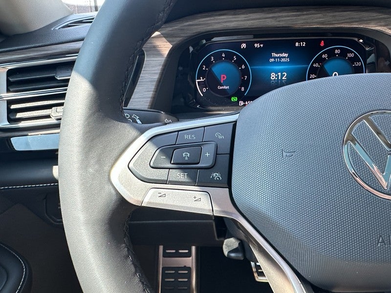 2026 Volkswagen Atlas 2.0T SEL Premium R-Line 4MOTION