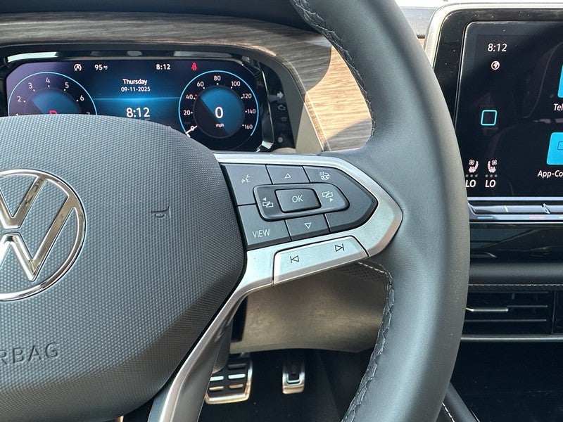 2026 Volkswagen Atlas 2.0T SEL Premium R-Line 4MOTION