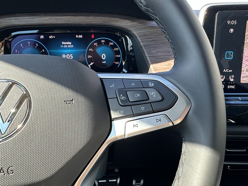 2026 Volkswagen Atlas 2.0T SEL Premium R-Line 4MOTION