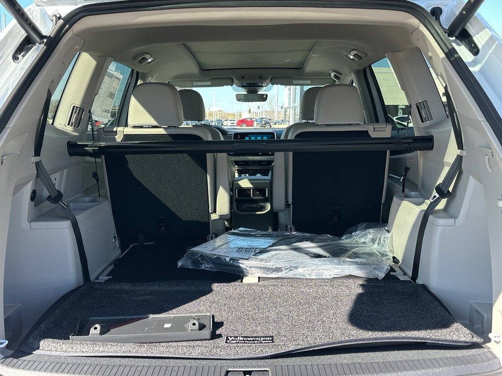 2026 Volkswagen Atlas 2.0T SEL Premium R-Line 4MOTION