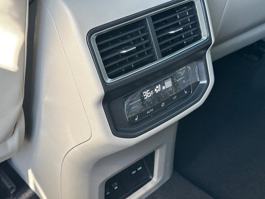 2026 Volkswagen Atlas 2.0T SEL Premium R-Line 4MOTION