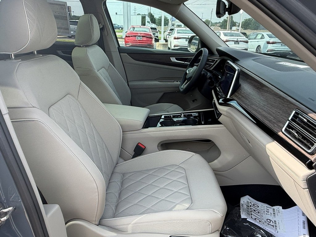 2026 Volkswagen Atlas 2.0T SEL Premium R-Line 4MOTION