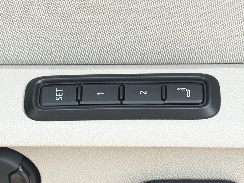 2026 Volkswagen Atlas 2.0T SEL Premium R-Line 4MOTION