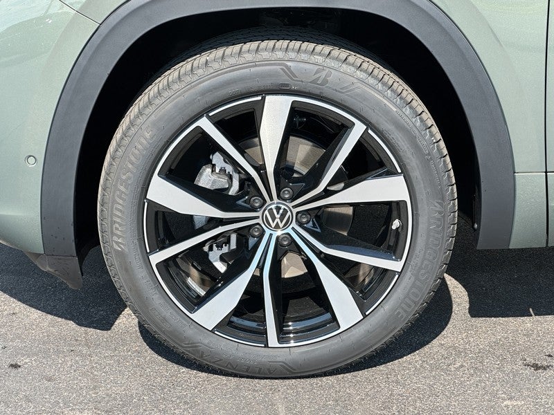 2026 Volkswagen Atlas 2.0T SEL Premium R-Line 4MOTION