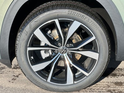 2026 Volkswagen Atlas 2.0T SEL Premium R-Line 4MOTION