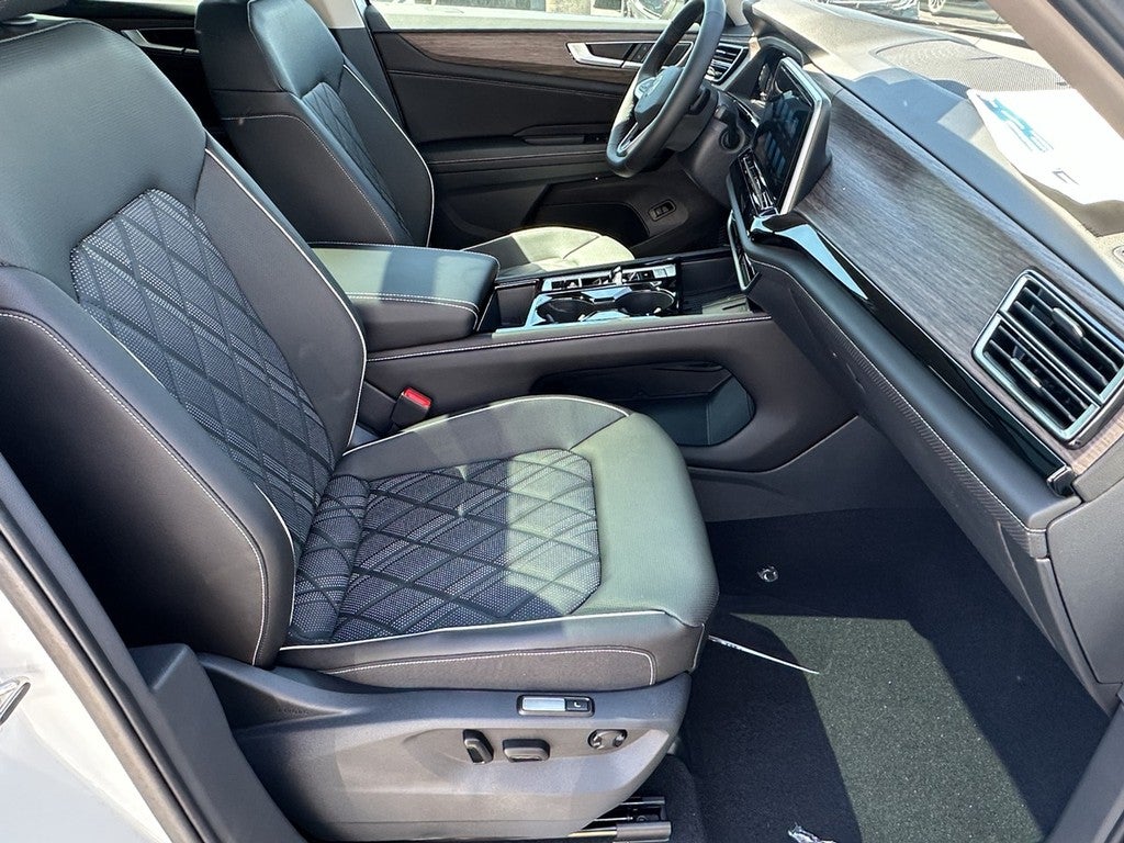 2026 Volkswagen Atlas 2.0T SEL Premium R-Line 4MOTION