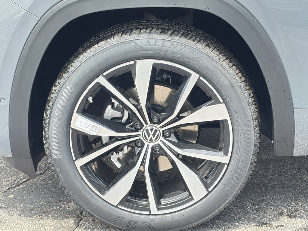 2026 Volkswagen Atlas 2.0T SEL Premium R-Line 4MOTION