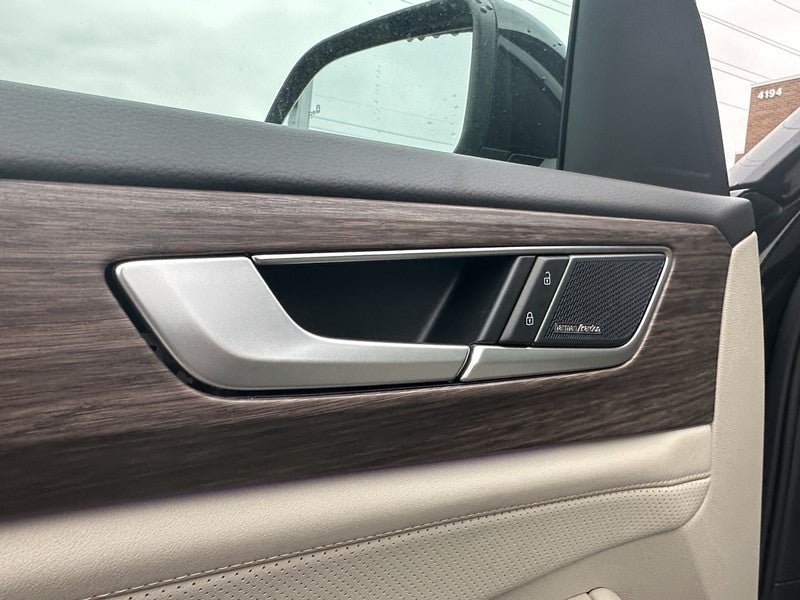 2026 Volkswagen Atlas 2.0T SEL Premium R-Line 4MOTION