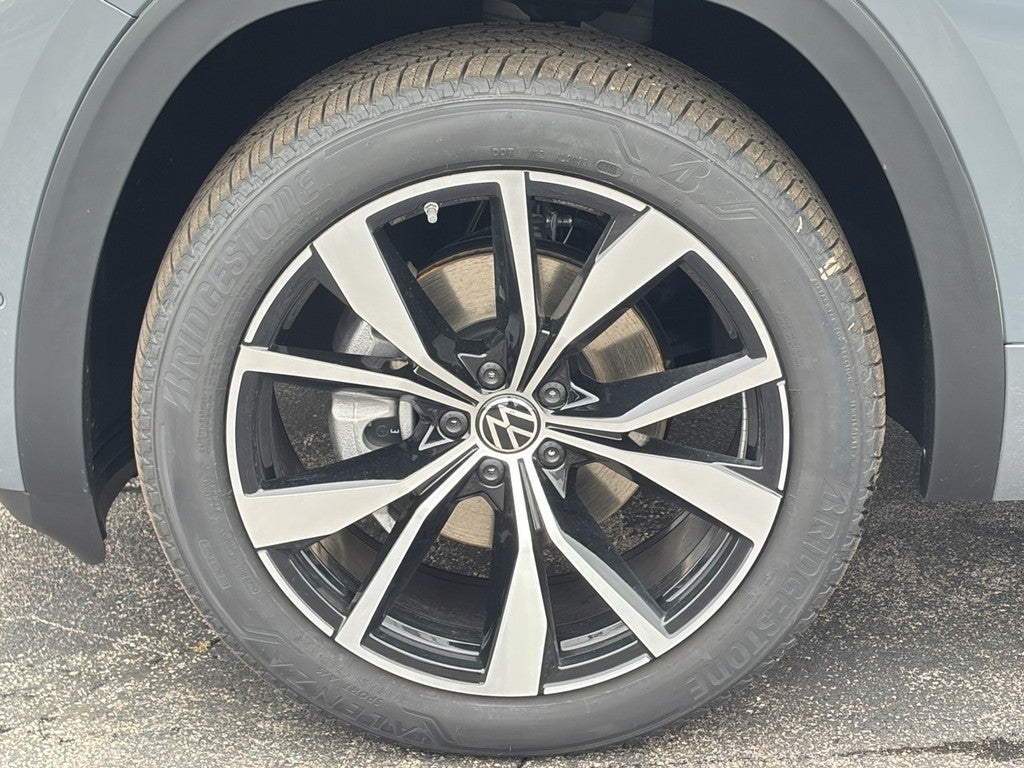 2026 Volkswagen Atlas 2.0T SEL Premium R-Line 4MOTION