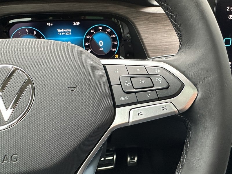 2026 Volkswagen Atlas 2.0T SEL Premium R-Line 4MOTION